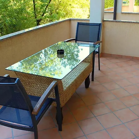 Apartamento In Istrien 10106 *